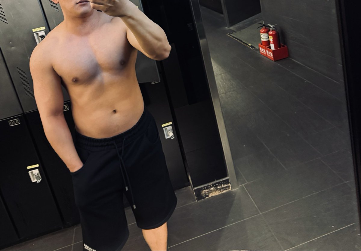 厚片大叔 tweet media