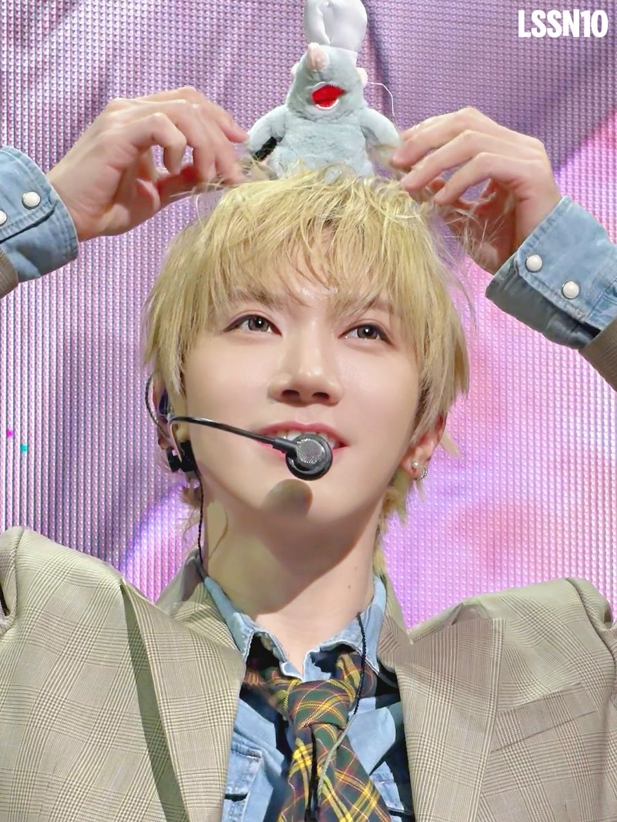 260226 TEN B-Day Party

🤲🏻 May you always keep your childlike innocence deep within your heart.

Happy Ten’s Day🎂

#TENLEE #tenlee_1001 
#TEN #텐 #เตนล์ #李永钦