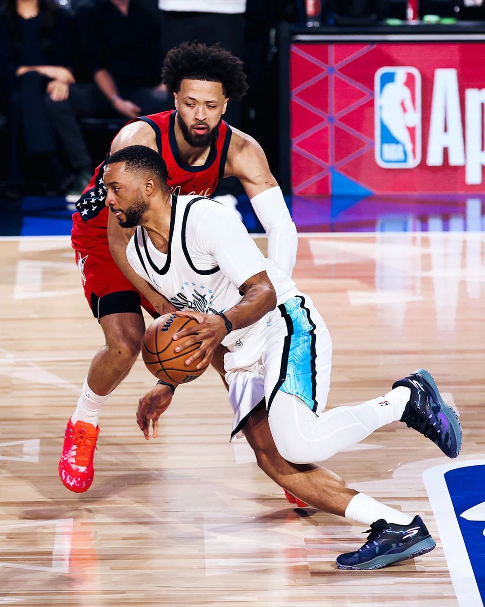 Halftime Is Where Games Flip.

Second half betting is about adjustment data:
• Pace correction
• Shooting regression
• Matchup exploitation
• Bench depth

We’re here to do the work for you.
DubClub link in bio. 

#HalftimeBetting #NBABettingTips #BettingStrategy