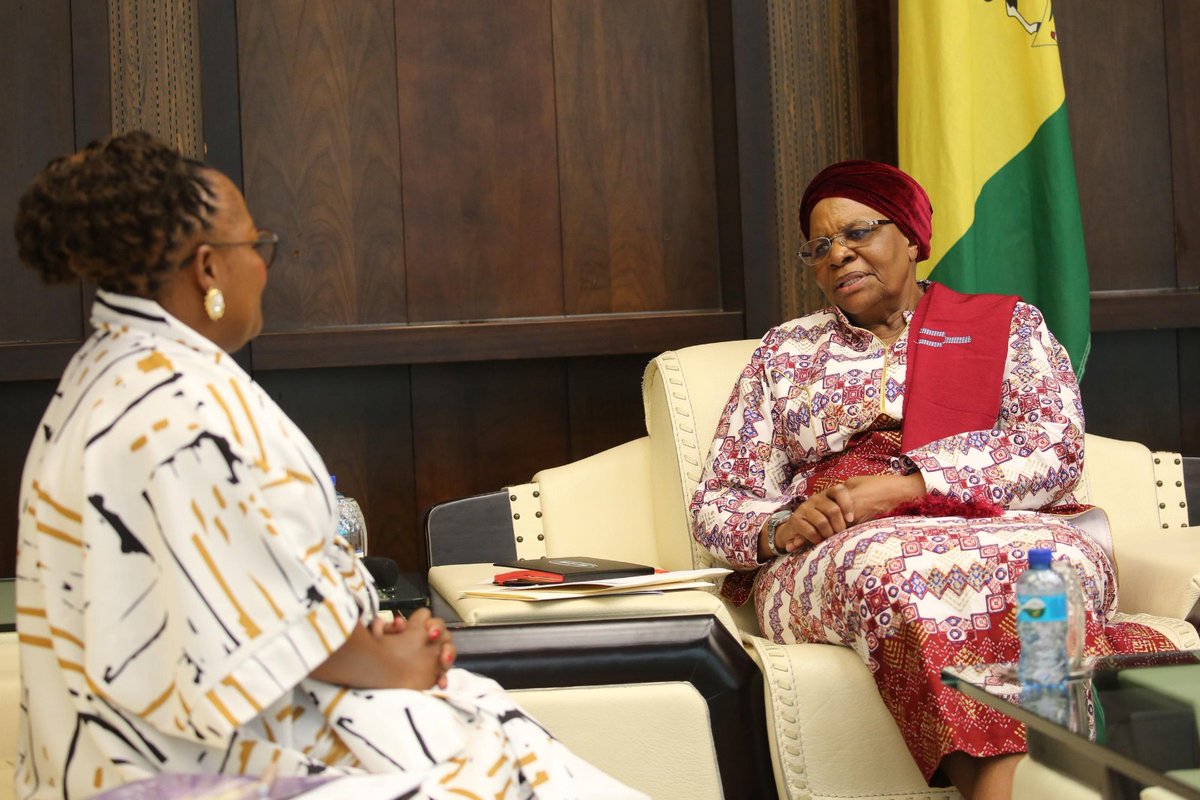 Rich_Africa tweet media