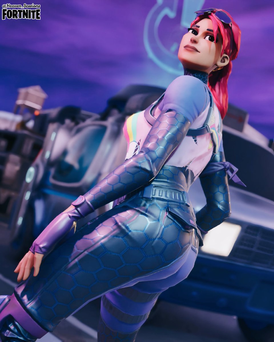 🄱🄾🄼🄱🄰🅁🄳🄴🅁🄰 🄱🅁🄸🄻🄻🄰🄽🅃🄴
. 
. 
#FortniteArt 
#Fortnite 
#photooftheday