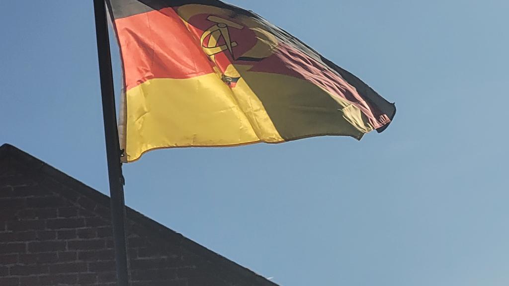 FrankDemuth1's tweet photo. @Der_Dutschi @JurgenPresser @HaraldPetermann @Otto_0815 @BZ_NachtFloh
Ist heute Nacht irgendwas passiert.
Habe ich was verpasst???
#Seeberg #Brandenburg
😉😇🤣 https://t.co/7F5fB6sS8H
