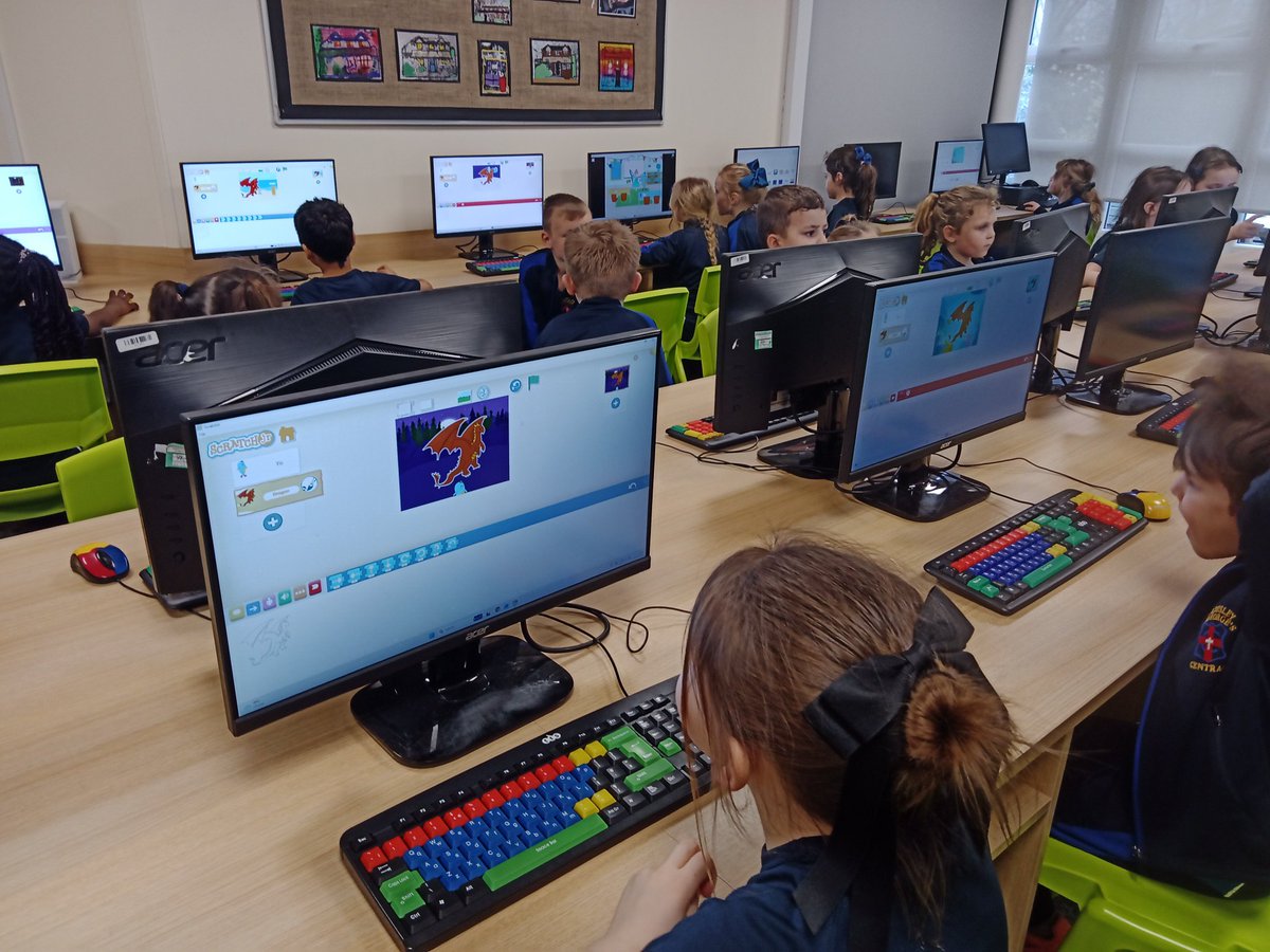 Miss Dennett tweet media