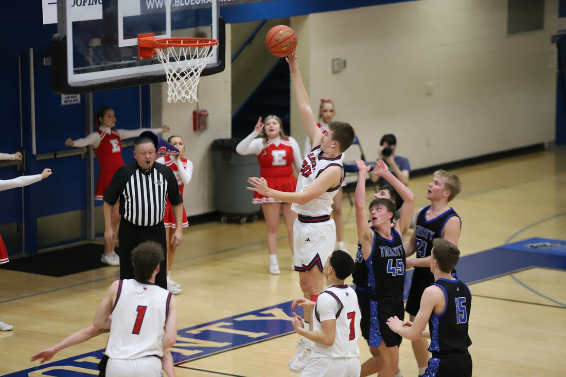 Cats Can't Overcome Trinity Second Half Shooting, Fall in District Tournament
edmonsonvoice.com/sports/cats-ca…