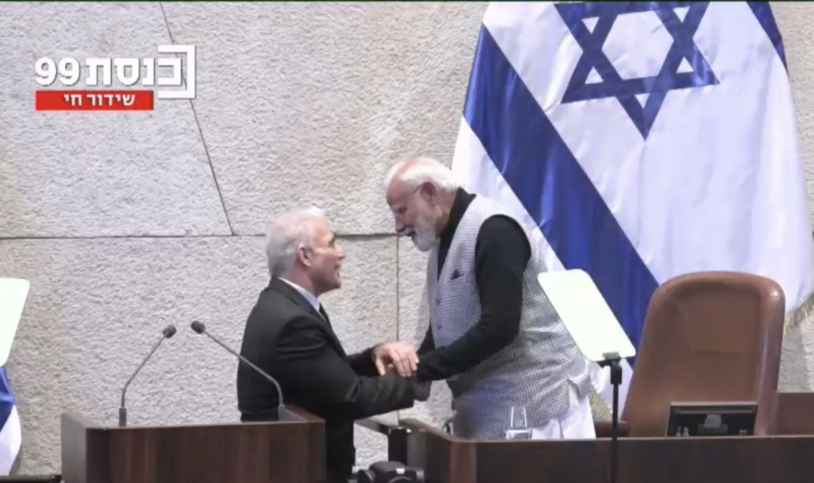 ראש ממשלת הודו מודי, המדינה כולה בישראל מעריכה את המנהיגות שלך, את החברות שלך, שהיית לצידנו בזמנים קשים. תודה שהגעת לכאן 🇮🇳🇮🇱