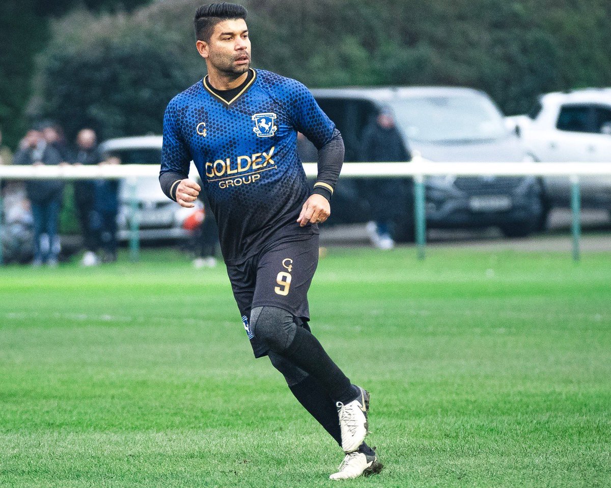 Gillingham Town FC tweet media