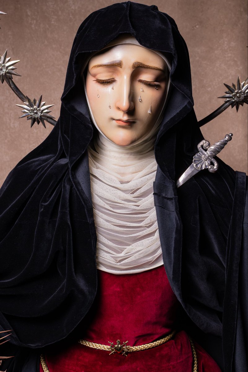 Hermandad del Santo Vía Crucis - Granada tweet media