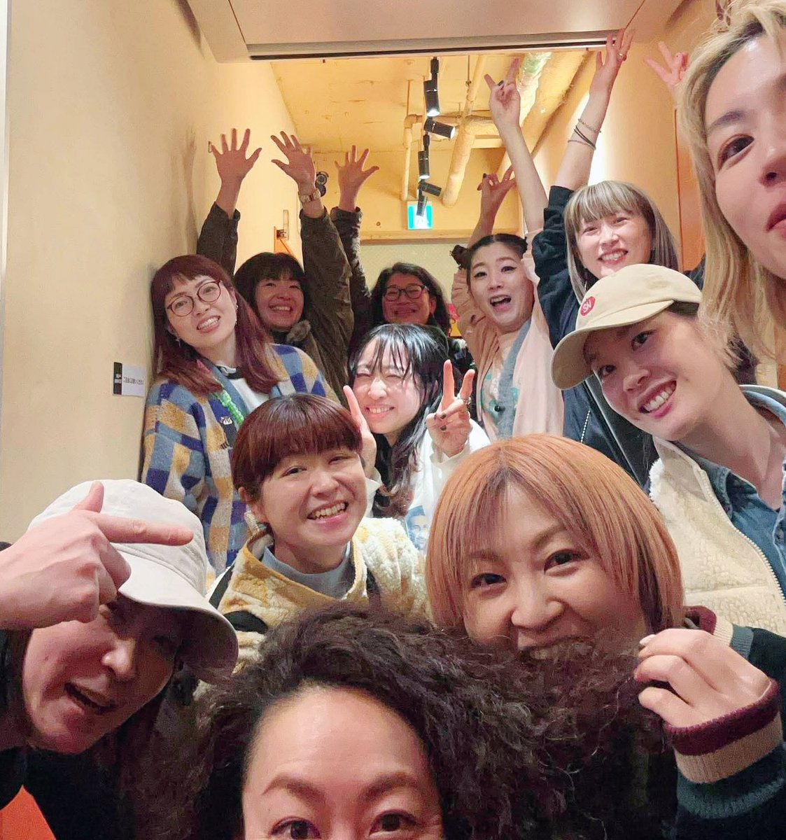 tawoyameee's tweet photo. リハ！！5/17 JZ Brat＆8/9山口公園に向けて着々と準備してるにゃるよ！！ https://t.co/dvkukWT8NN