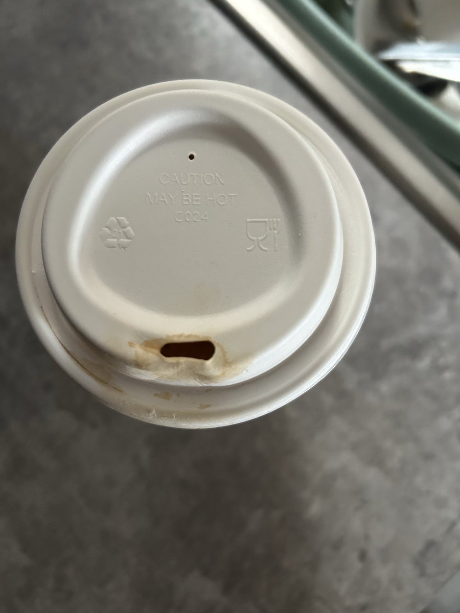 stuartmccann242's tweet photo. @StarbucksUK just collected a drive thru from the awesome Haddington store and this paper lid has given way and spilled hot coffee down my front. These lids just don’t seem robust enough to be safe 😡 https://t.co/svFEuztKdo