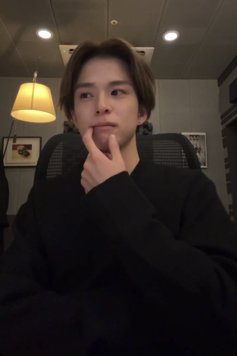 sahitama_'s tweet photo. 고뇌 https://t.co/dIeAzpk6ZF