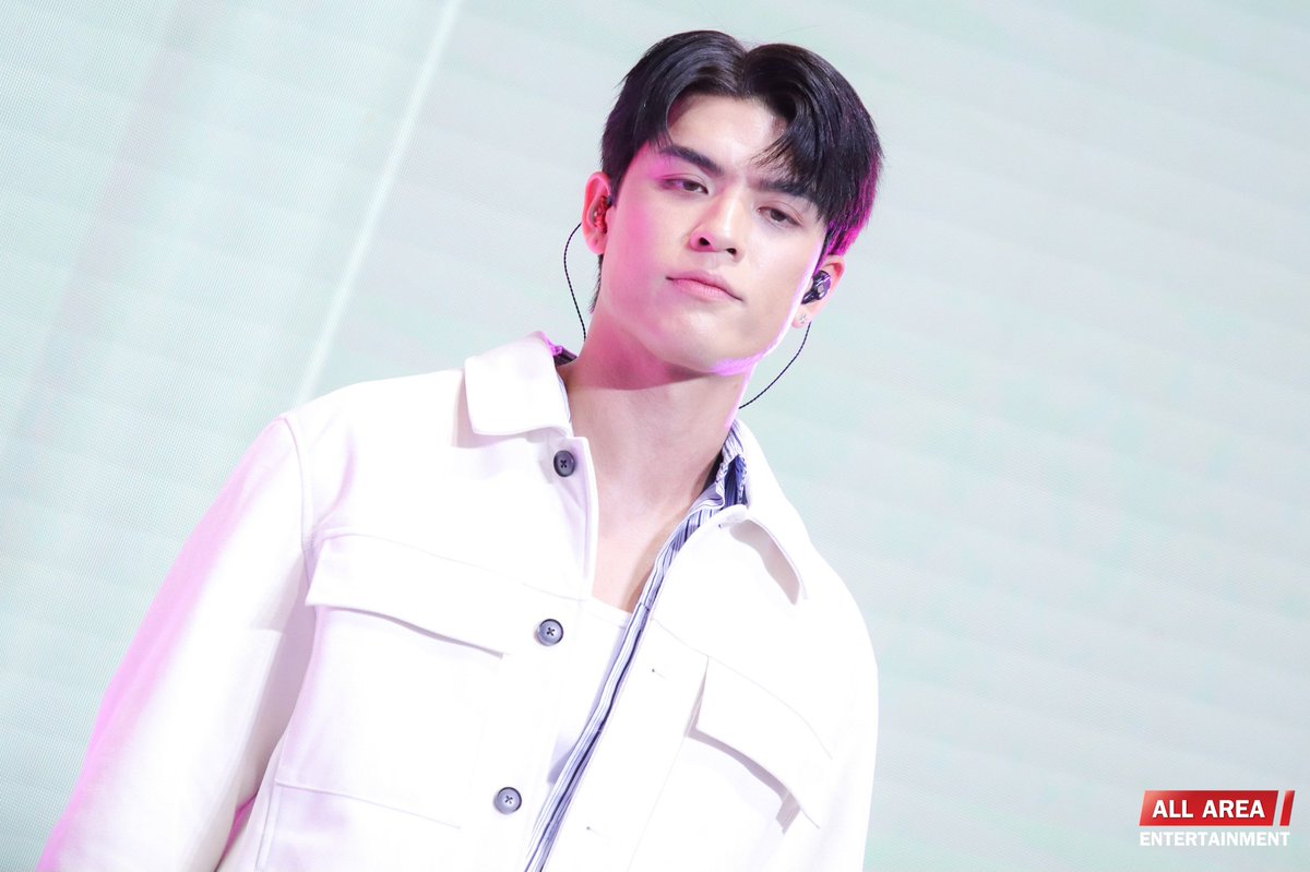 "จอส เวอาห์" ในงาน "MAMI GRAND OPENING the feelgood moment" ✨️

MAMI X JOSSGAWIN GUINZLY
#MamixJossGawin

#GUINZLY #JossGawin
#GawinCaskey #JossWayar