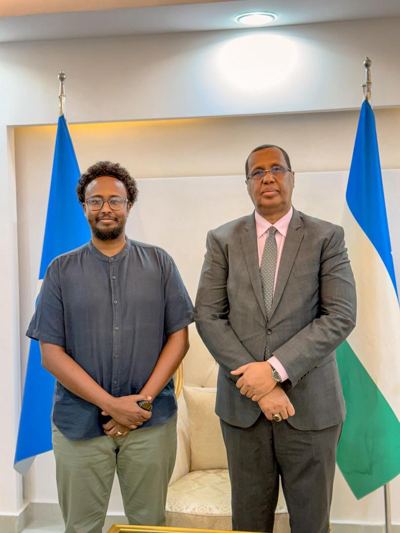 Shaqodoonorg's tweet photo. Since 2011. Still building.
Our team met with Puntland VP H.E. Ilyas Osman Lugatoor to share the impact of Shaqodoon's programmes across the region from youth employment to community resilience.
Committed to deepening this work with our partners @EU_in_Somalia @SaveChildrenSO https://t.co/PSW8dGtmi1