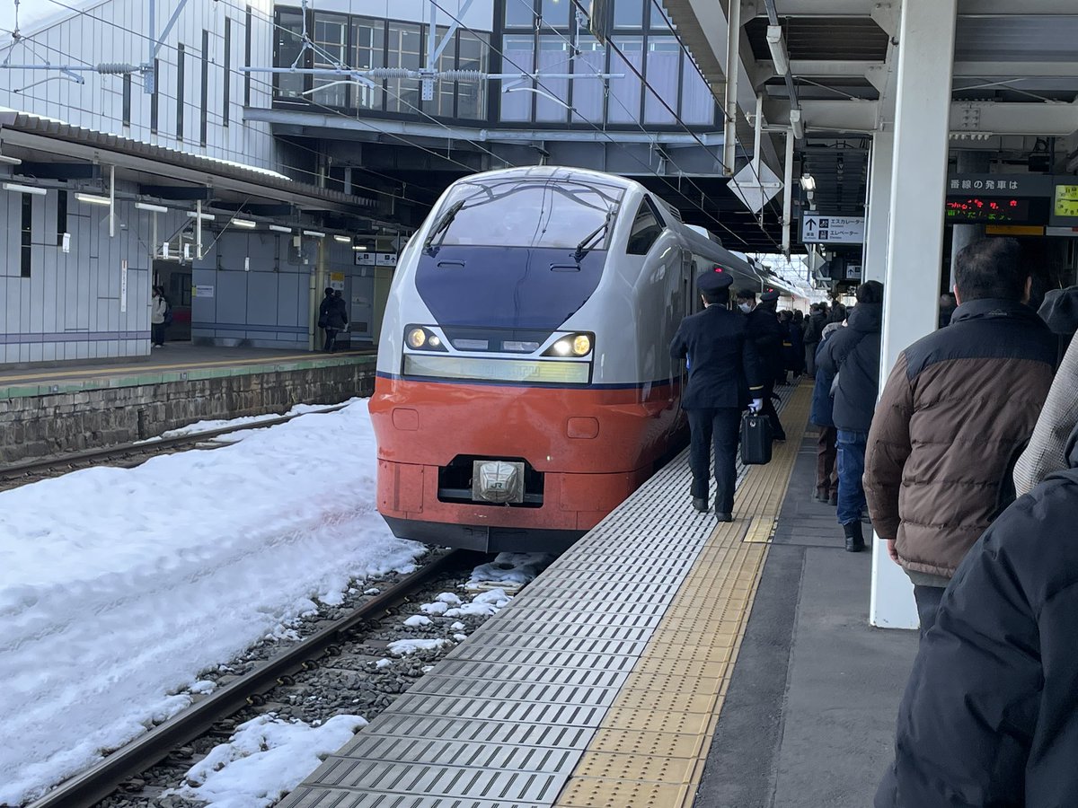 大島百輔 tweet media