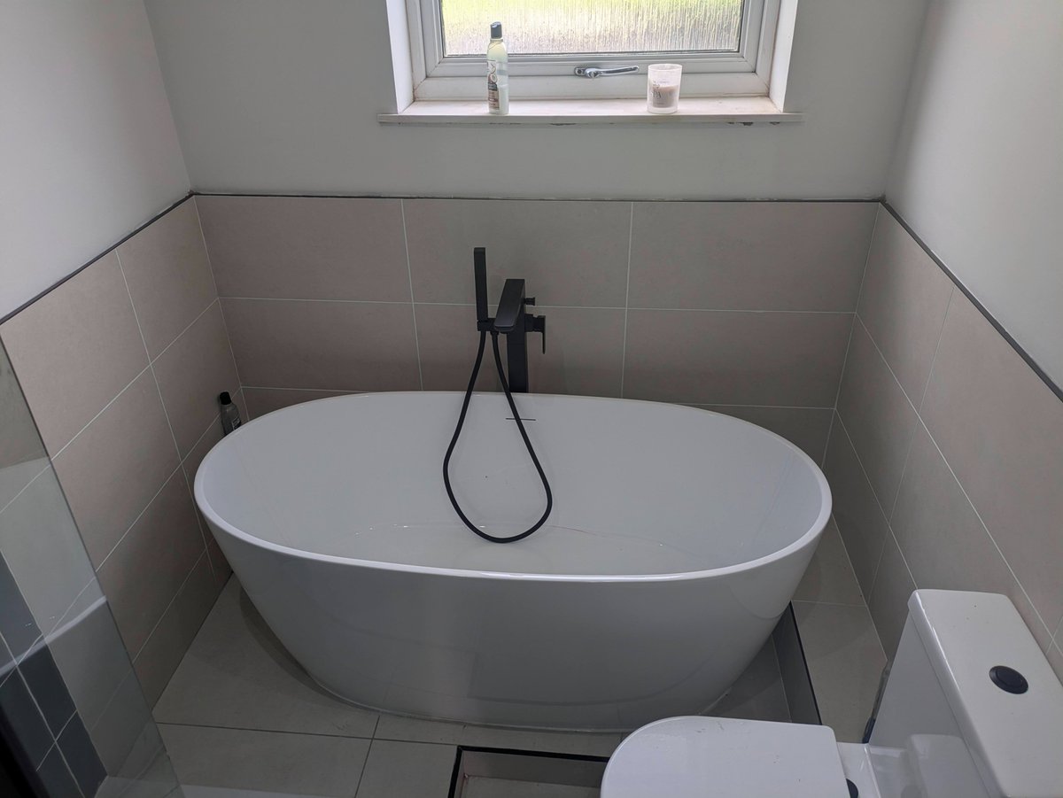 The customers didn’t think there was space for both a bath and separate shower.

Full strip-out and layout rethink proved otherwise.

Walk-in shower + freestanding bath working perfectly here.

#Glasgow #BathroomRenovation #HomeImprovement