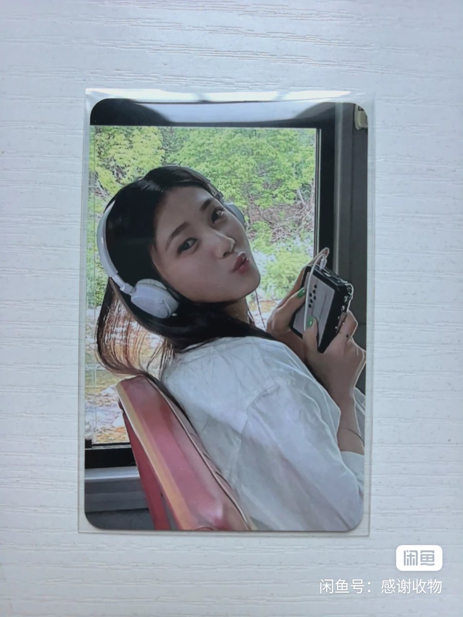 𝜗ৎ #mygenieshop | red velvet ⤷ wts lfb ph photocard Joy - hello