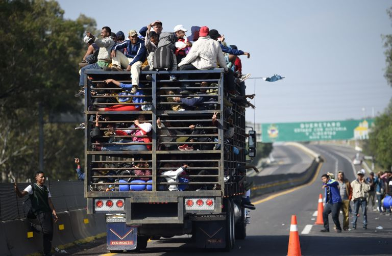 fuzzyfamily1's tweet photo. Democrats showed the Nation they put Illegals over US Citizens when they refused to stand when Trump said

 "If you agree with this statement, then stand up and show your support. The first duty of the American government is to protect American citizens, not illegal aliens."

They didn't stand up!!!!