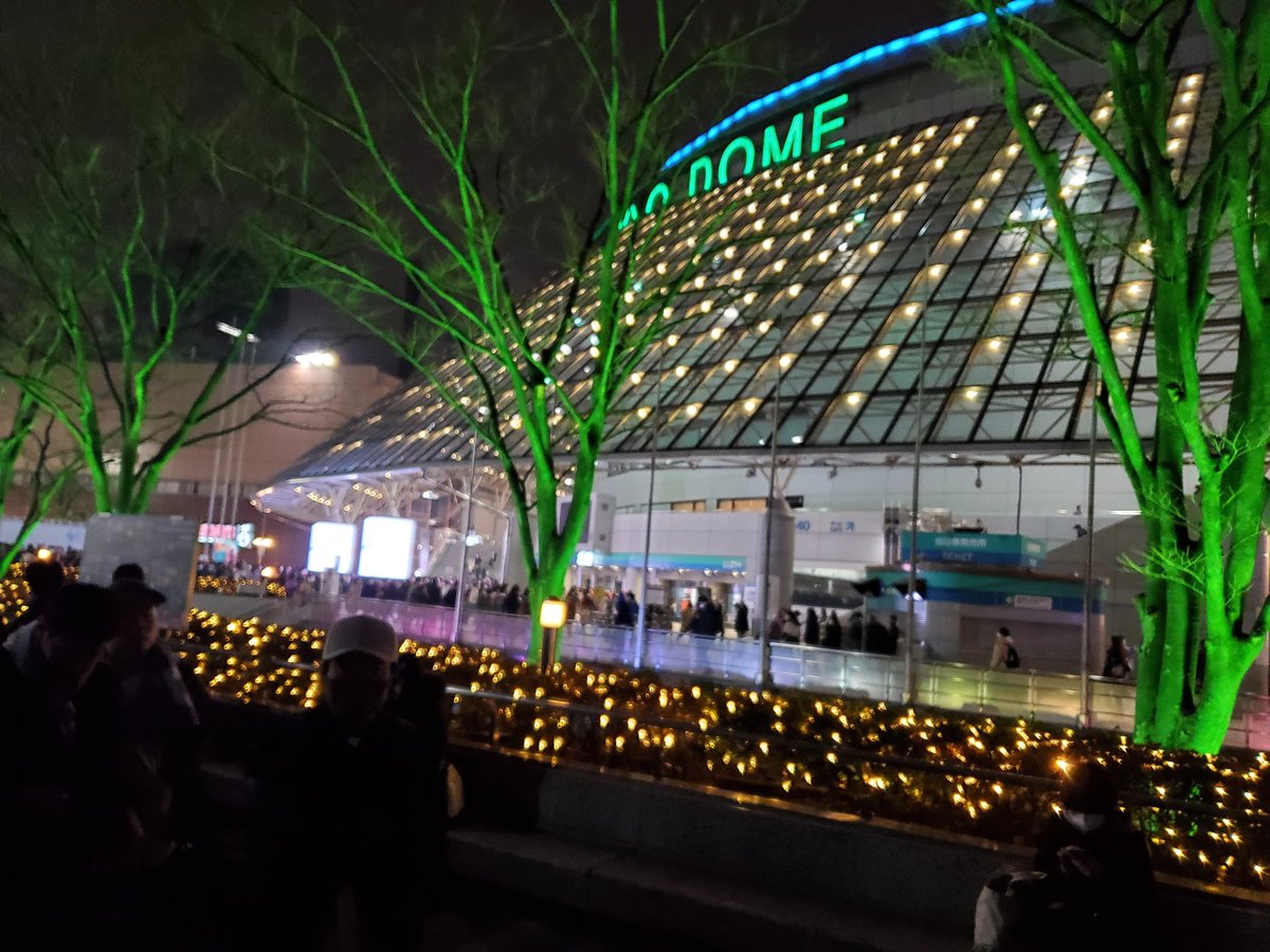 kongpatapeemuay's tweet photo. もう6年かあ。早いなあ。
#prfm #PCubed #東京ドーム初日 https://t.co/eRjg7qv8Qe