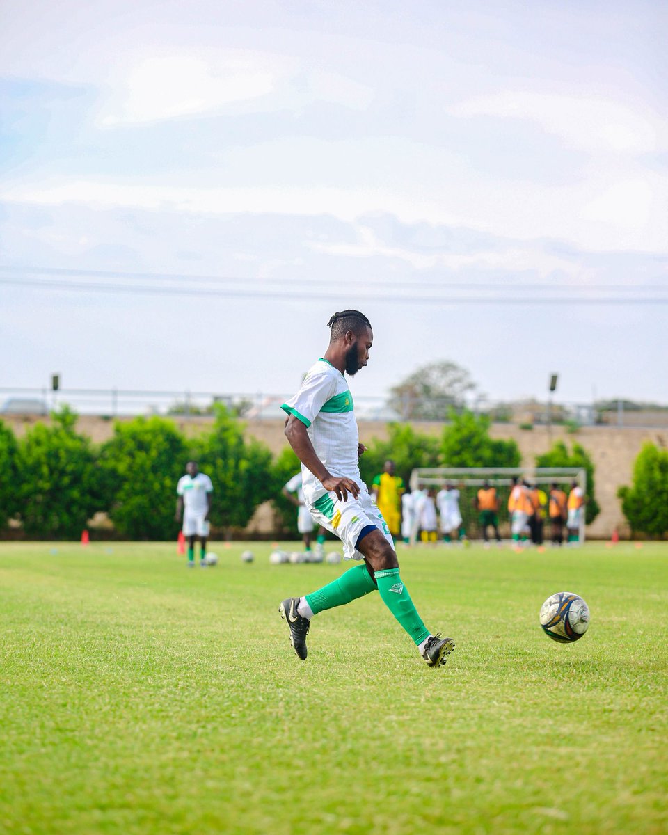 plateau_united's tweet image. Morning grind 💛💪

#Peaecboys ~ #TheTimeisNow