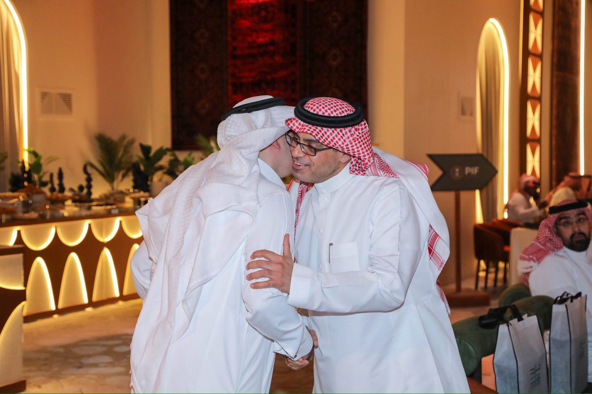 ملاذ للتأمين tweet media