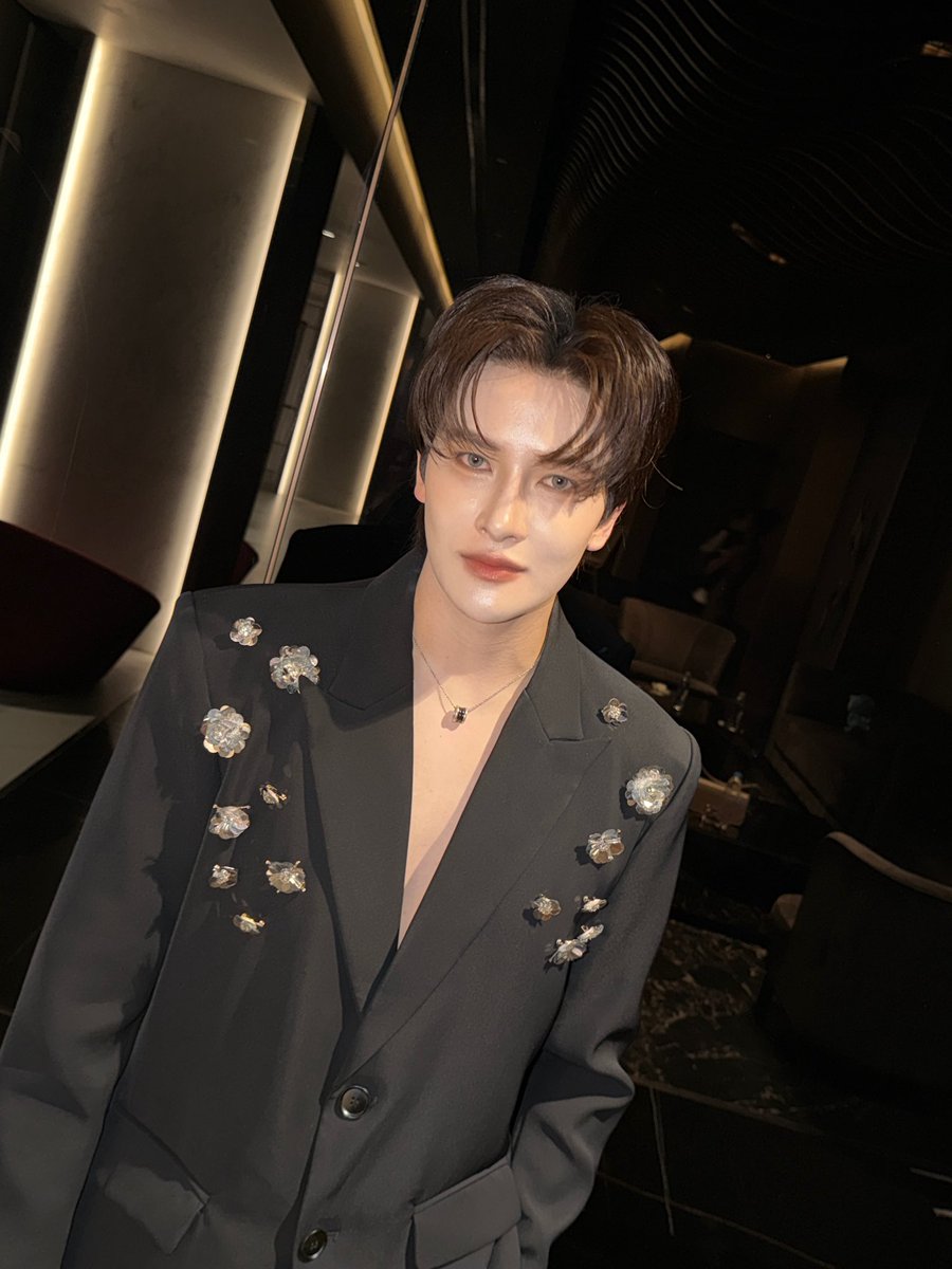 GungunThk's tweet photo. 🌙 #Gungunthk
#ThailandSocialAwards #TSA14 https://t.co/IX2xbocaJN