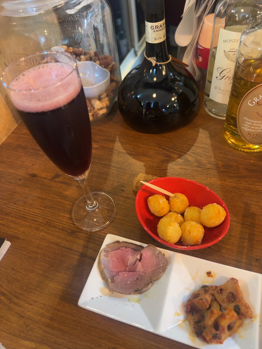 tabunemu's tweet photo. 大変美味しかったです！
 #高松  #1人飲み  #人妻  #酒飲み https://t.co/gs06rv7UKL