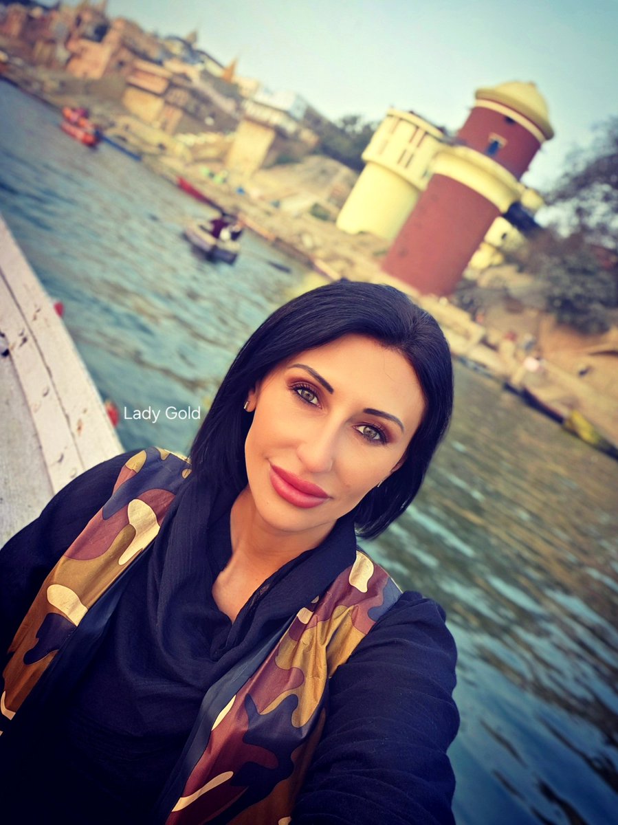 𝔽𝕖𝕥𝕚𝕤𝕙𝕕𝕚𝕧𝕒 Lady Gold tweet media