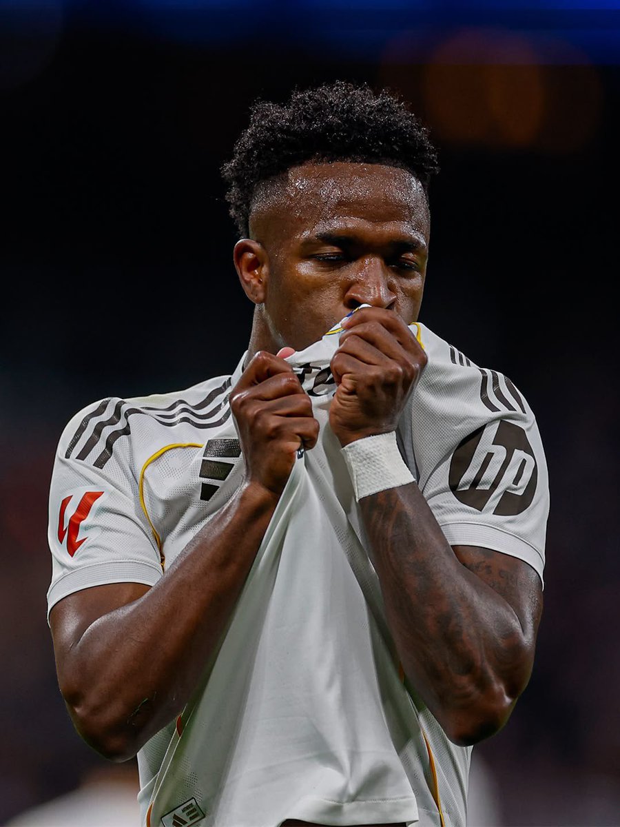 🚨🤍 Si Vinicius Jr marca gol contra el Benfica sortearemos su camiseta

Para participar:

- FAV a este tweet
- Sígueme en Instagram (Instagram.com/pasionblanca_)

🍀 Mucha suerte!!