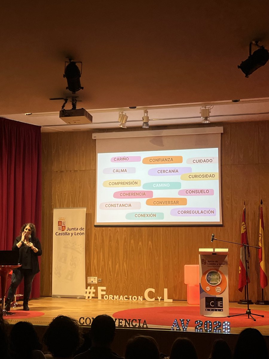 CEIPSTERESADEJ's tweet photo. Hoy asistimos a la Jornada provincial de buenas prácticas de convivencia en el @CFIE_Avila. Aprendemos sobre convivencia y resolución de conflictos a partir de las experiencias de otros centros educativos. 
#FormacionCyL #educacyl https://t.co/MNQc3xJ2Hg