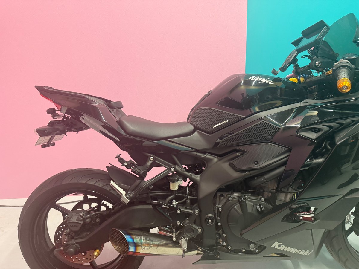 Z X -25R用のK's-STYLE ローシートが届いた。商品ページだと違いが