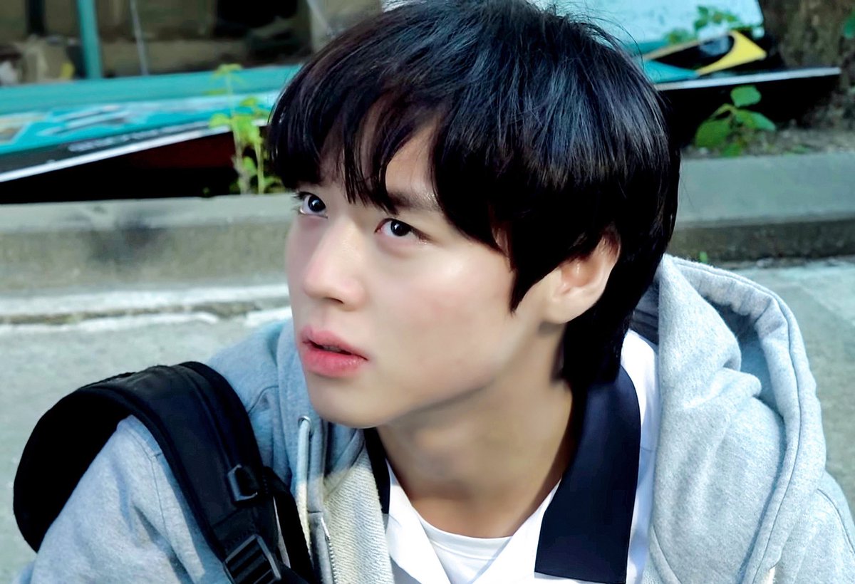 라타 tweet media