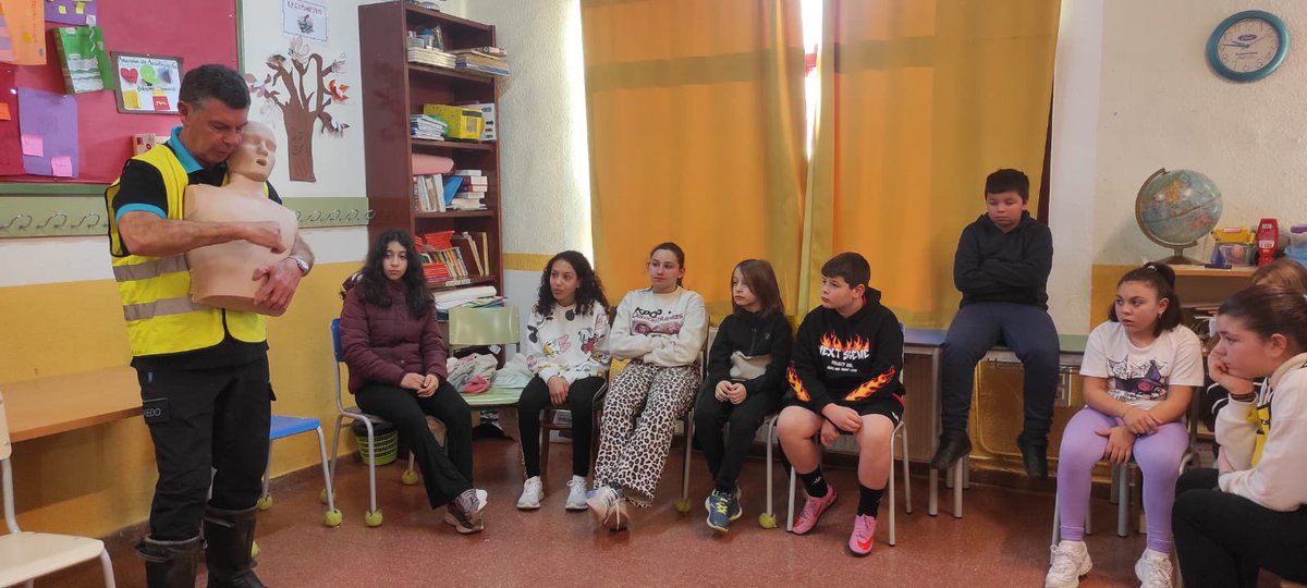 iaprl_ast tweet media