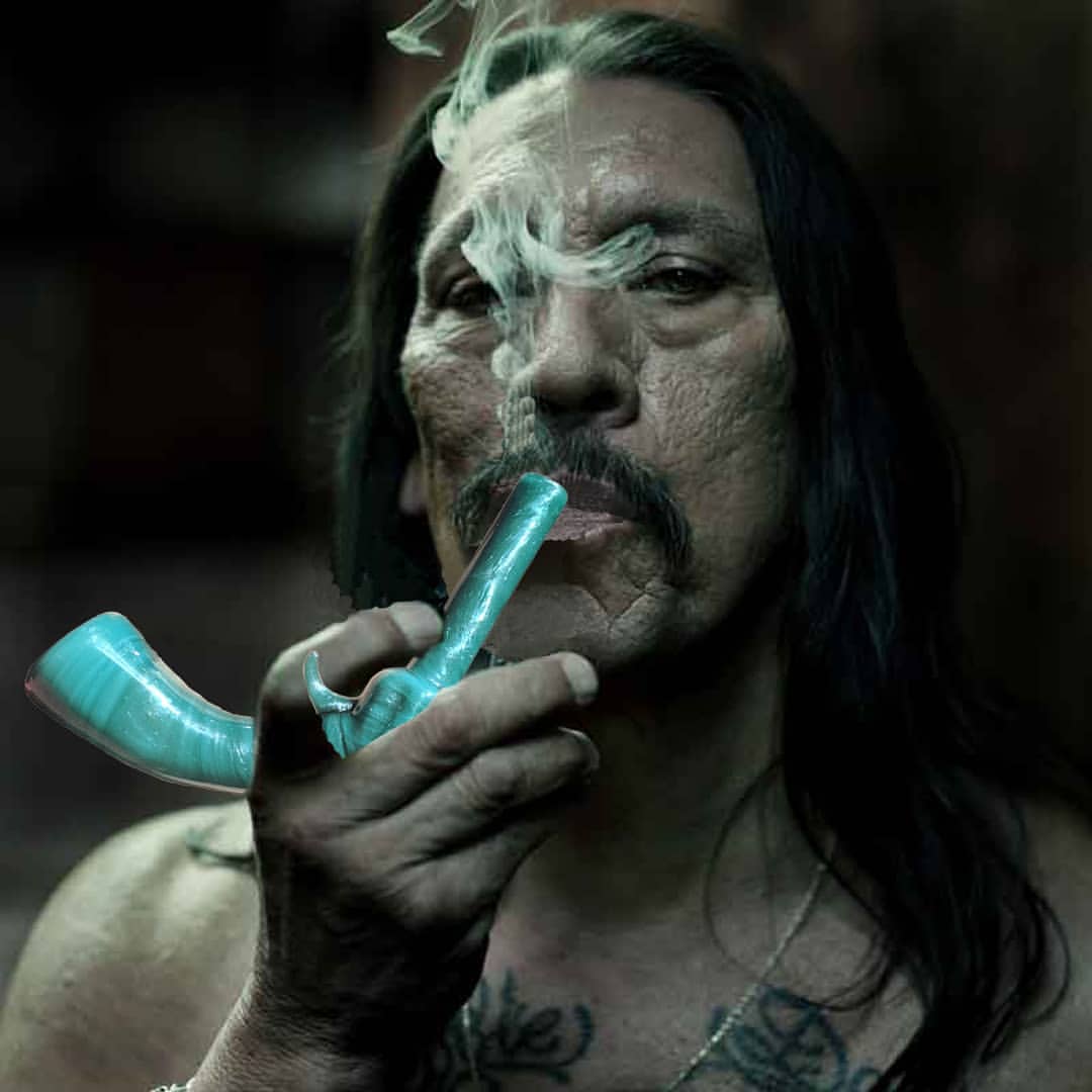 piecemakerglass's tweet photo. Cool pic of my dad puffing on a #piecemakerpipe. #piecemakerglass

#rigs #minitube #glassofig #headshop #thc #bongs #handpipe #cbd #glassart #headshops #revolver #dabstagram710 #bubblers #wholesale #headshopowners #dabstagram https://t.co/DuH09j9rqT