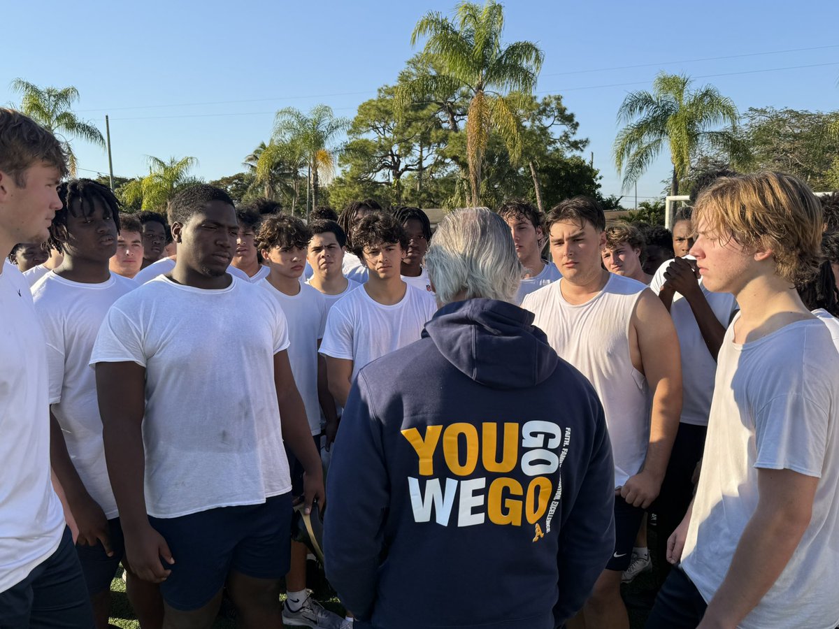 Aquinas Football tweet media