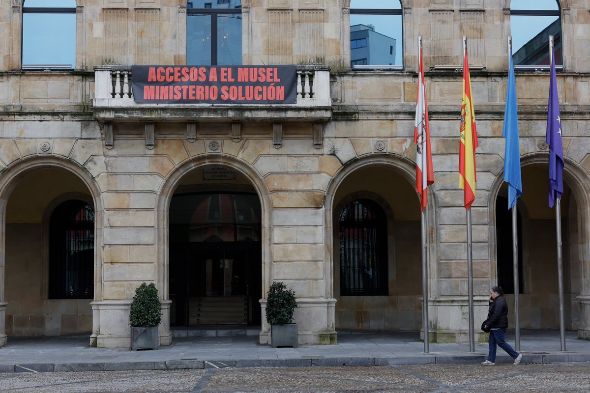 Gijón/Xixón tweet media