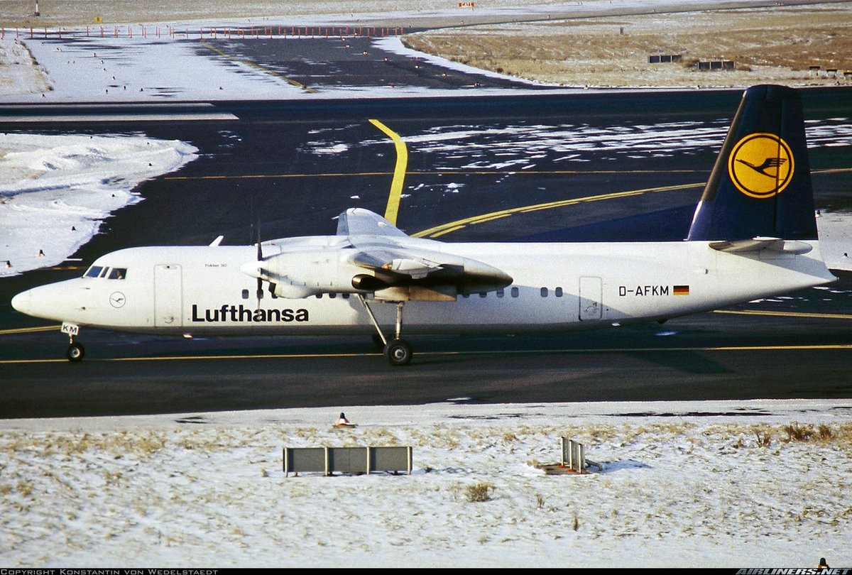 n194at's tweet photo. Lufthansa CityLine
Fokker 50 D-AFKM
DUS/EDDL Flughafen Düsseldorf
January 28, 1996
Photo credit Konstantin von Wedelstaedt
#AvGeek #Airline #Aviation #AvGeeks #Fokker #F50 #Lufthansa #CityLine #DUS #Düsseldorf @lufthansavintag @lufthansa 🇩🇪 https://t.co/fKFacHqyJu