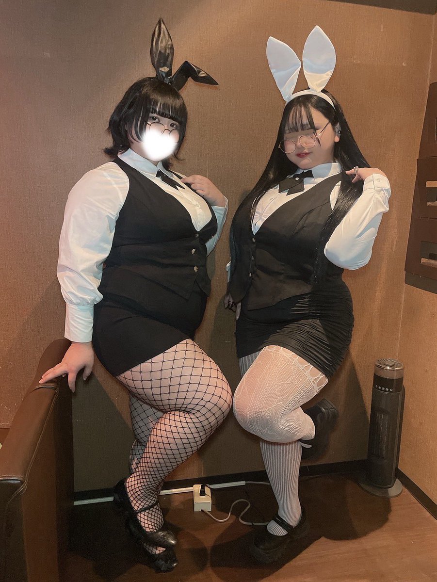 _4_uu_'s tweet photo. むちむちバニーのおねいさん⸜❤︎⸝‍ https://t.co/z61dRcoPU8