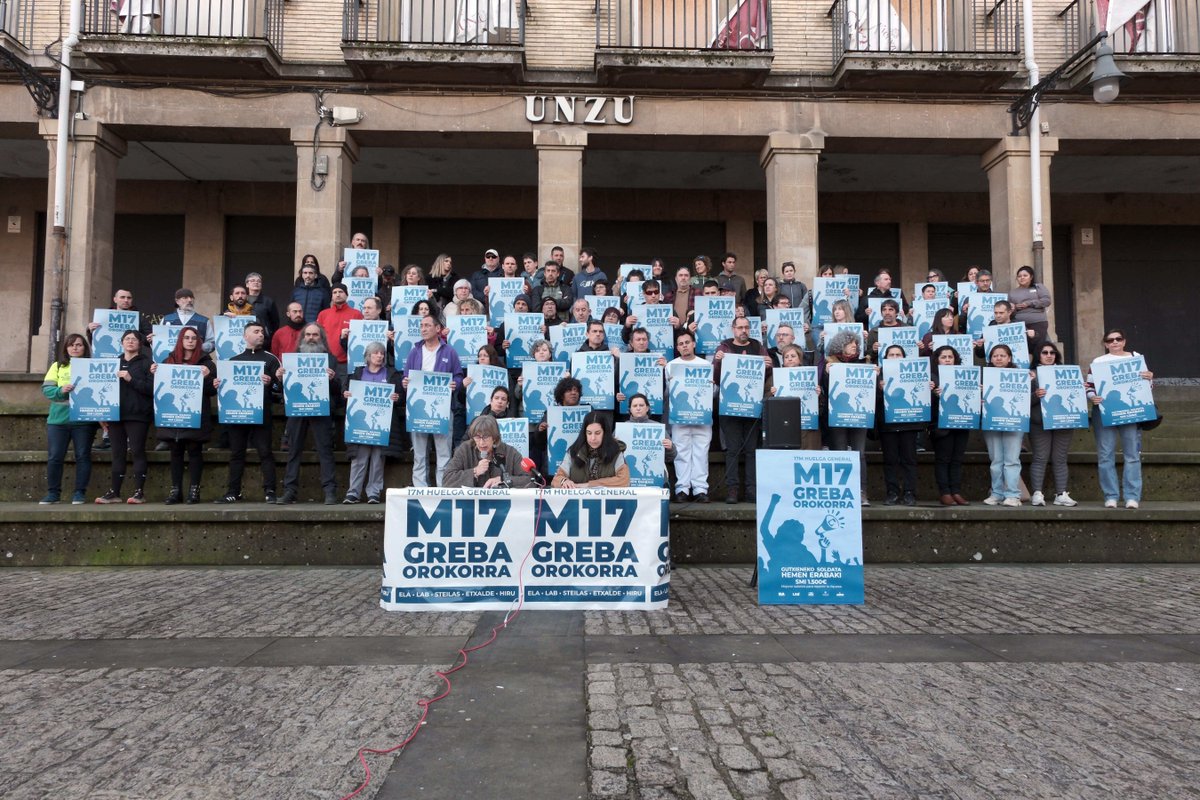 📢 1.700 enpresa batzordek bat egin dute greba orokorrarekin, eta martxoaren 17an aktiboki mobilizatzera deitu dute

✊ Bilbon eta Iruñean egin dute agerraldia 1.500 euroko gutxieneko soldata propioa aldarrikapen masiboa dela azpimarratzeko

🔗 labur.eus/vzb71y8o