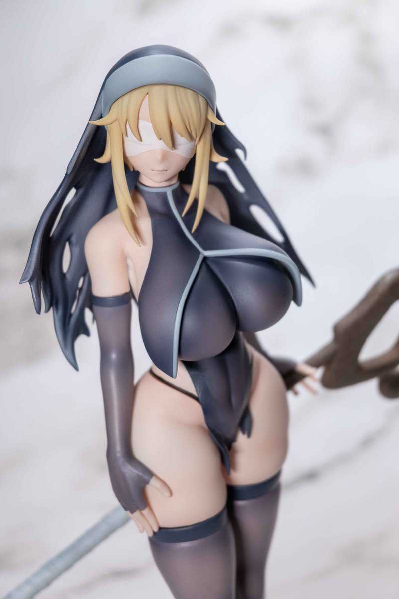 ガレキとして作って頂いた異世界の女たち5.0の修道女さんですがboothで出たらしいのでこちらでも宣伝しておきますよろしくお願いします!!! 