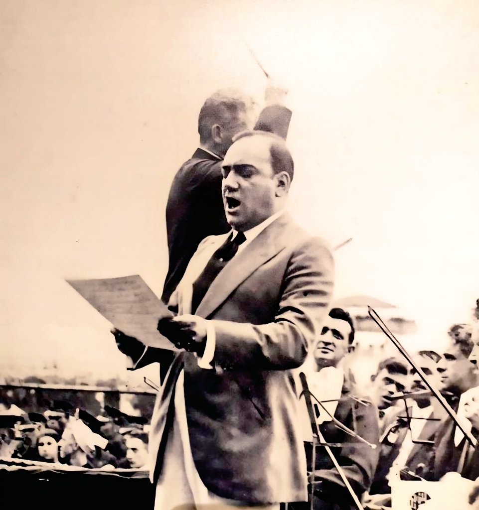 ConrothN's tweet image. Remembering the legendary Italian operatic #tenor #EnricoCaruso on his birthday 🎂 🎶🇮🇹🌹

Born on February 25, 1873, in #Naples, he grew up poor but rose to international fame by the early 1900s, singing in major venues across Europe and the Americas.