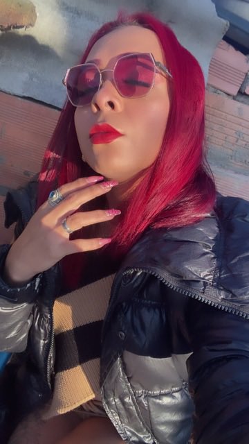 nenitasexy25 tweet media