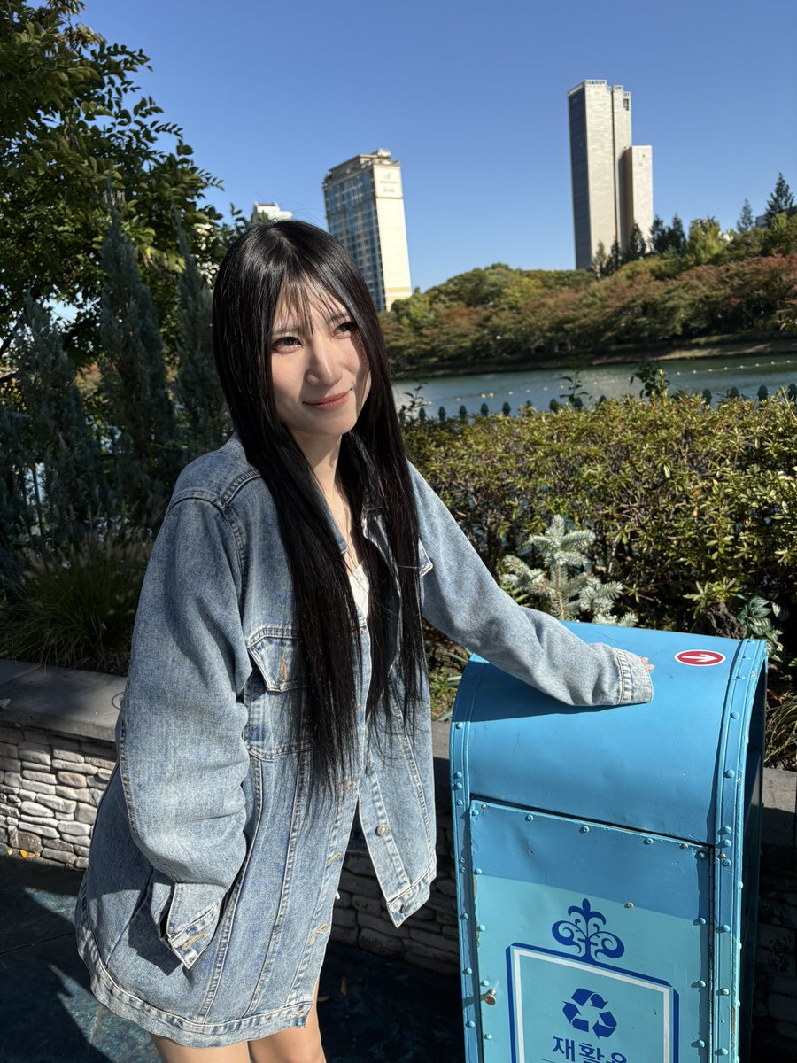 neneon00's tweet photo. 性同一性障害の私が
女の子に近づくために本気でやったこと3選

・髪質改善（清潔感は裏切らない）
・ロールモデルを見つける
・スキンケアを本気でやる（皮膚科最強）

「女の子になりたい」より
自分に納得できる瞬間が、少し増えた。

#ニューハーフ #男の娘 #音音 #筋トレ https://t.co/0wjWKmRBH8