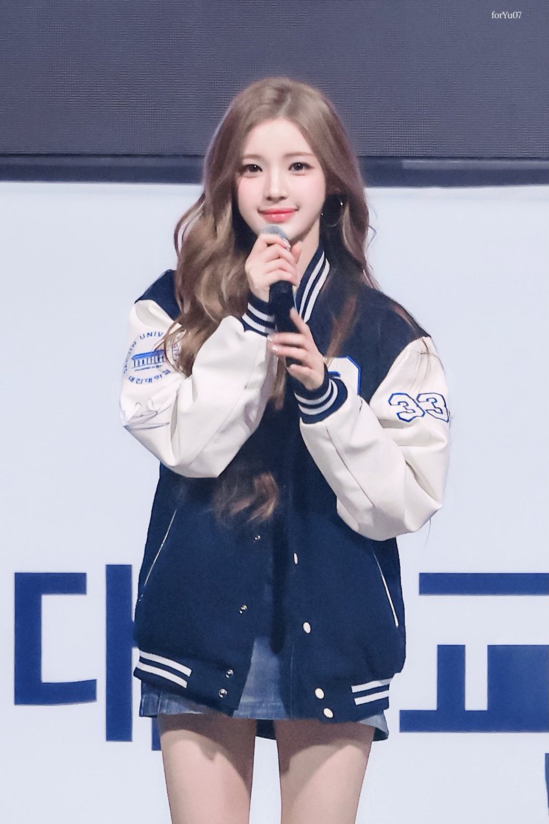 팡! tweet media