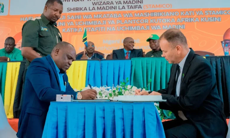 dailynewstz's tweet photo. STAMICO hands SA’s Plantcor a deal to explore the gold deposit in Geita
Read more on: https://t.co/zx6TqTQqjr https://t.co/5hm1oIJzKj