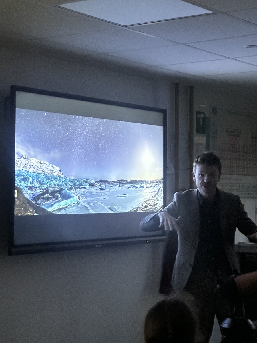 Lyndon School tweet media