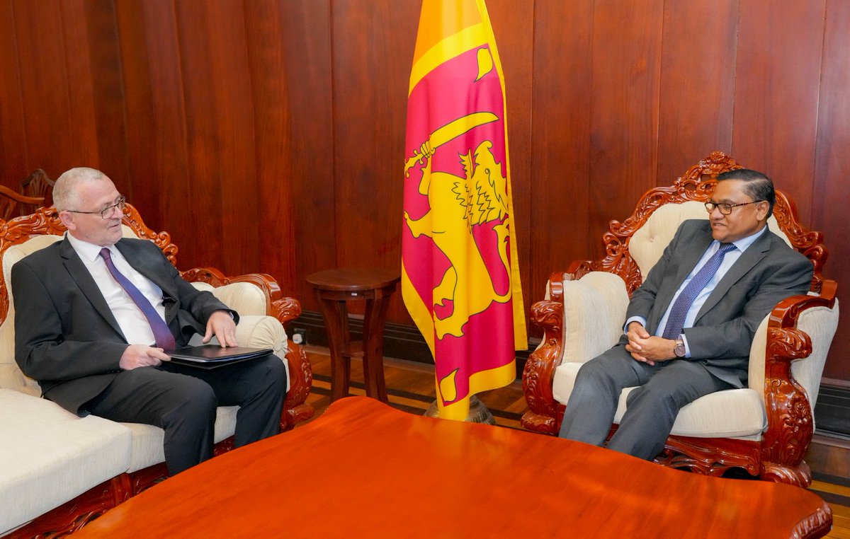 Slovenia in India tweet media