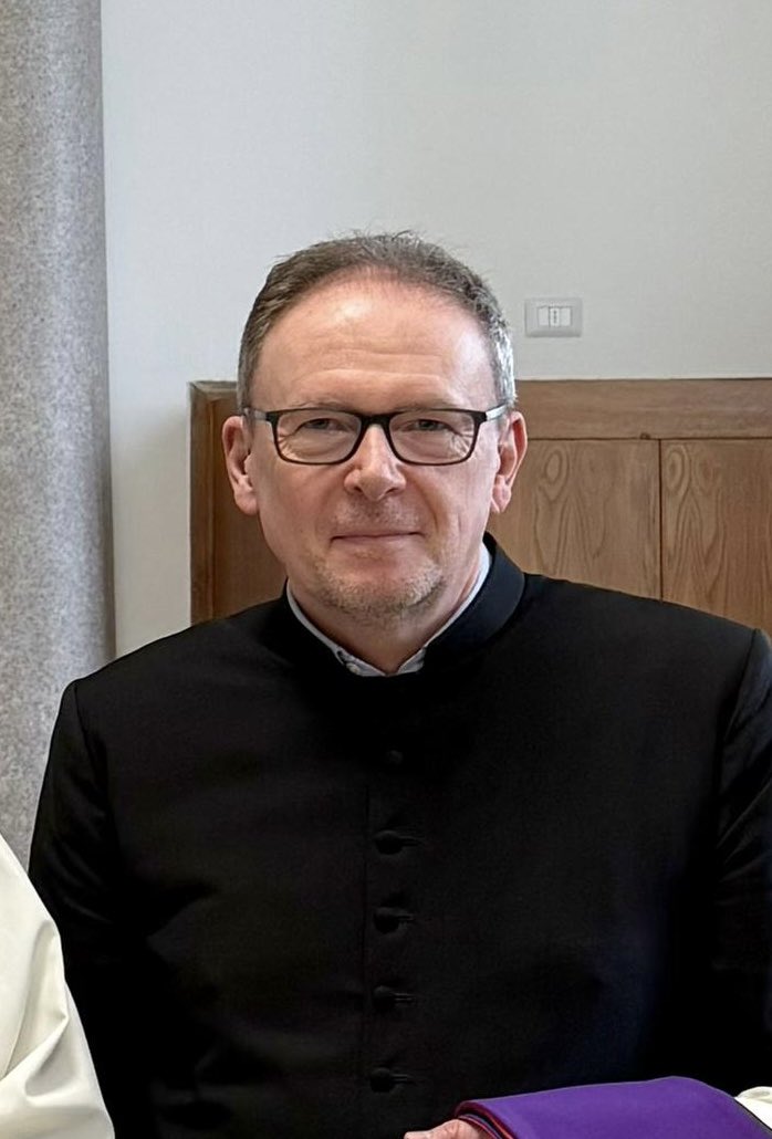 La redazione di EO è grata a Dio per il dono della vita del carissimo professore Markus Tymister, nel giorno del suo compleanno. A lui l'augurio affettuoso per la sua presenza, il suo impegno e il suo entusiasmo a servizio della scienza liturgica e degli studenti. Ad multos annos