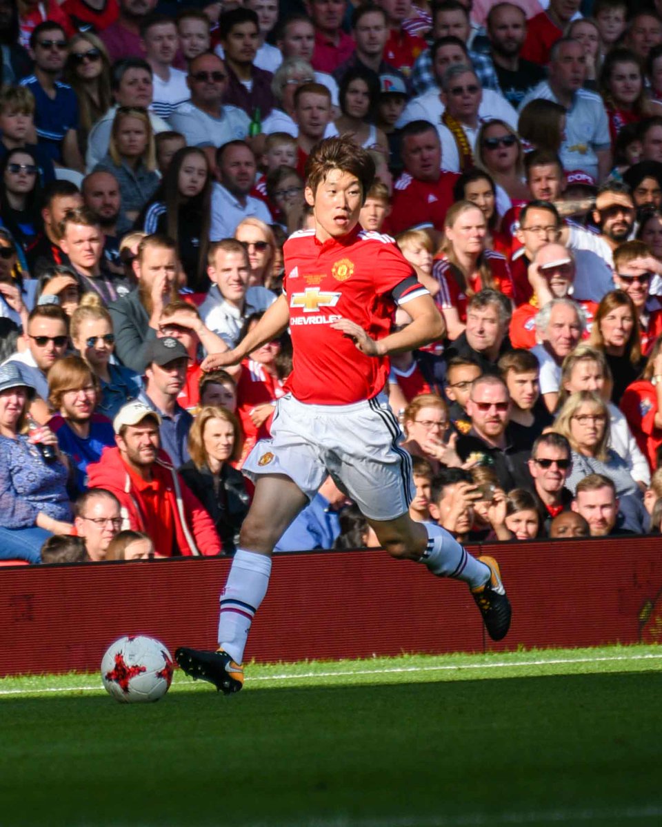 MU_Foundation's tweet photo. Forever a fan favourite 🔴

Happy birthday, Ji 🎂🇰🇷

#MUFC | #JisungPark https://t.co/GmYBMfgugV