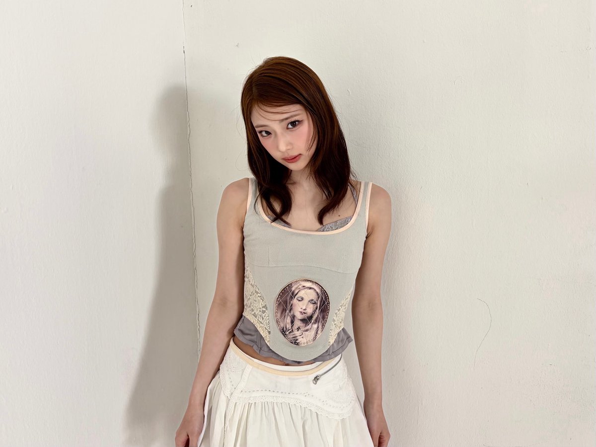 picbaemon's tweet photo. RUKA WEVERSE UPDATE https://t.co/dKLGUfr1SQ
