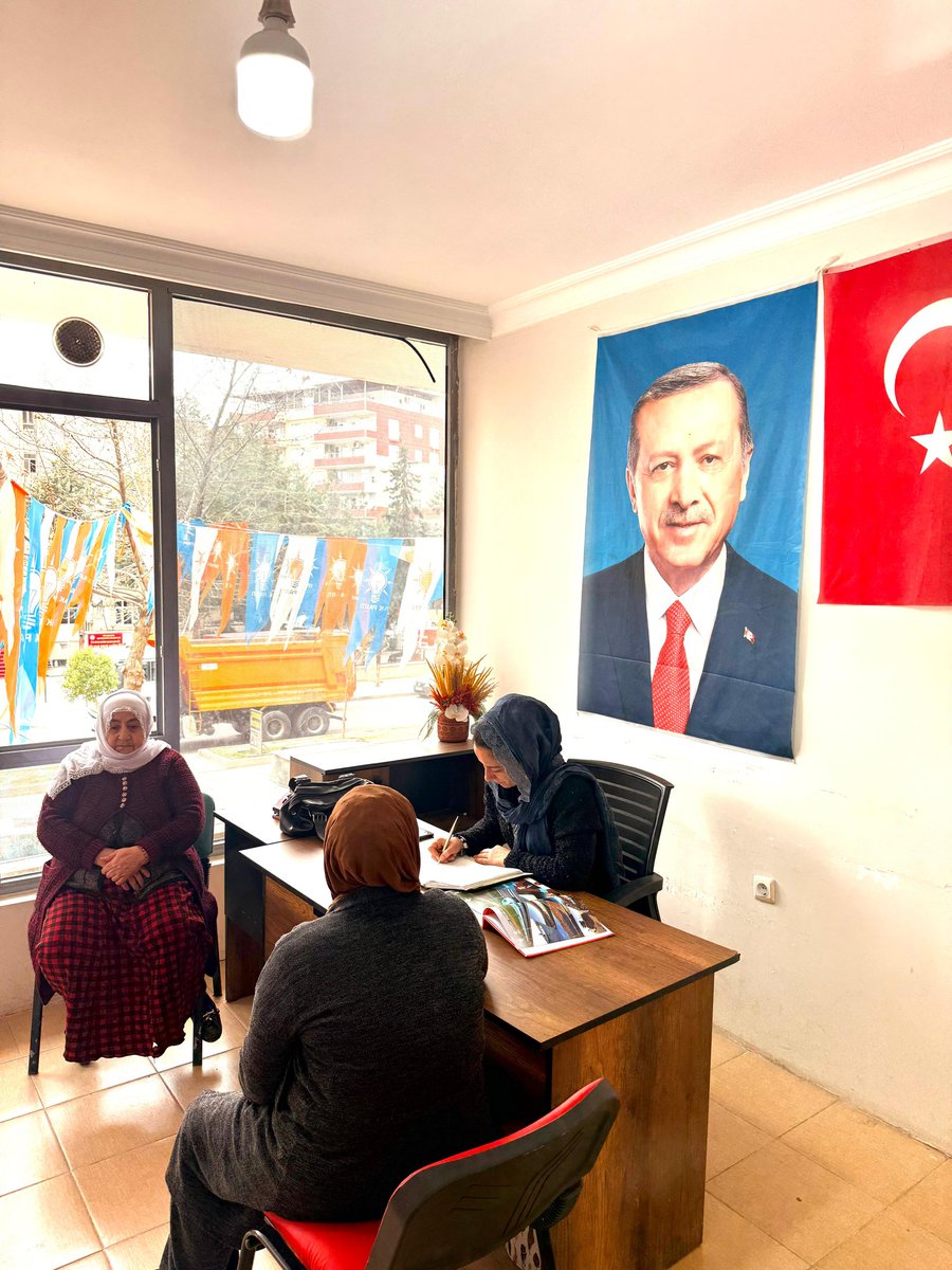 Bugün Parti binamizdan.

#akkadinlar
#akkadinlarnobette