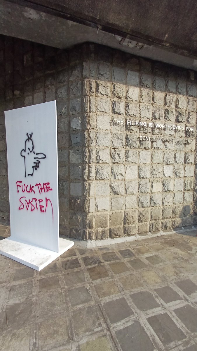 Chain Messages tweet media